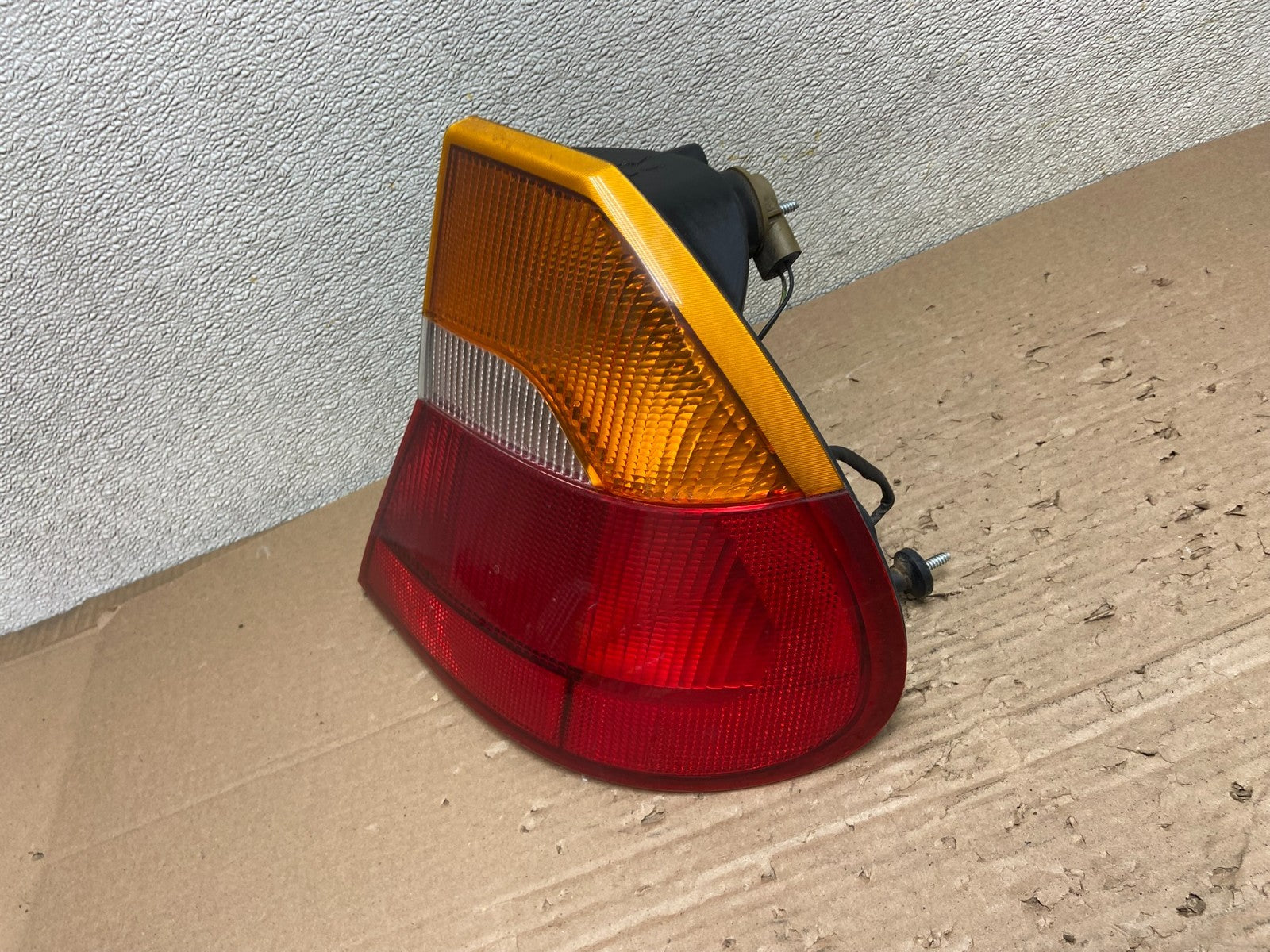 1999 to 2000 Chrysler 300M Right Passenger RH Side Tail Light OEM AB1563 LK1