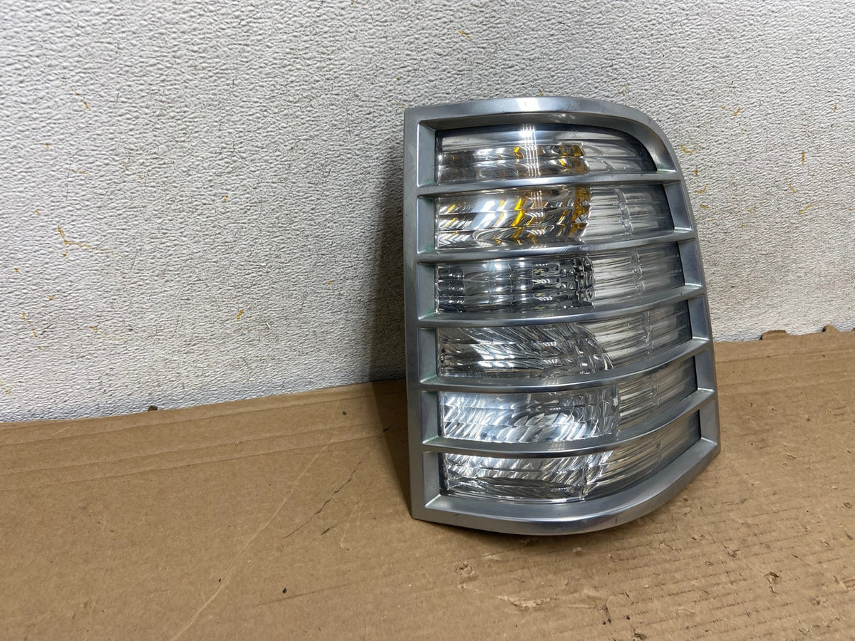 2006 - 2010 Mercury Mountaineer Right Side Tail Light AH8906 LK1