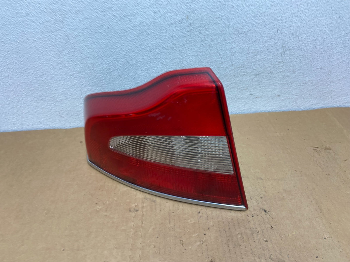 2007 to 2013 Volvo S80 Left Driver LH Side Tail Light AC8513 DW1