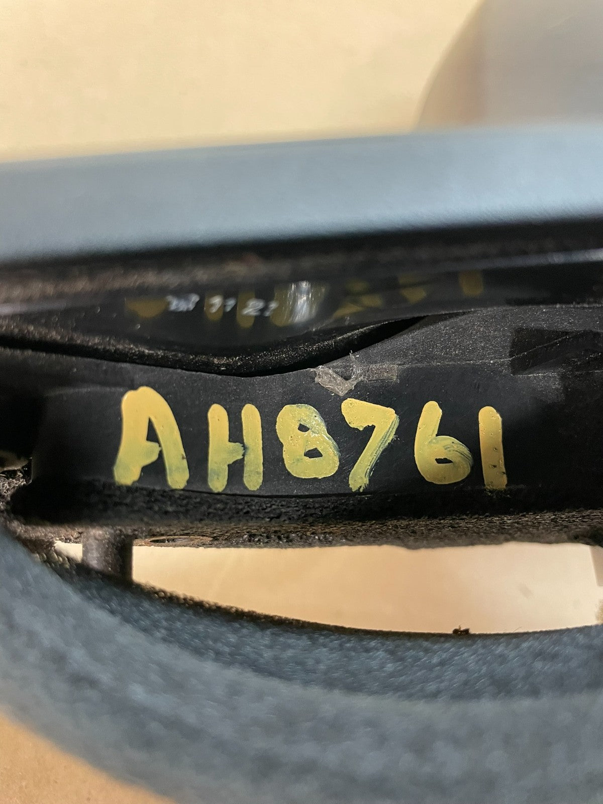 2004 to 2009 Mazda 3 Right Passenger RH Side View Door Mirror AH8761 DW8