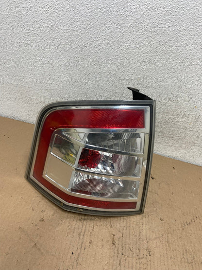 2007 to 2010 Ford Edge Tail light Left Driver Side AF3314 LK0