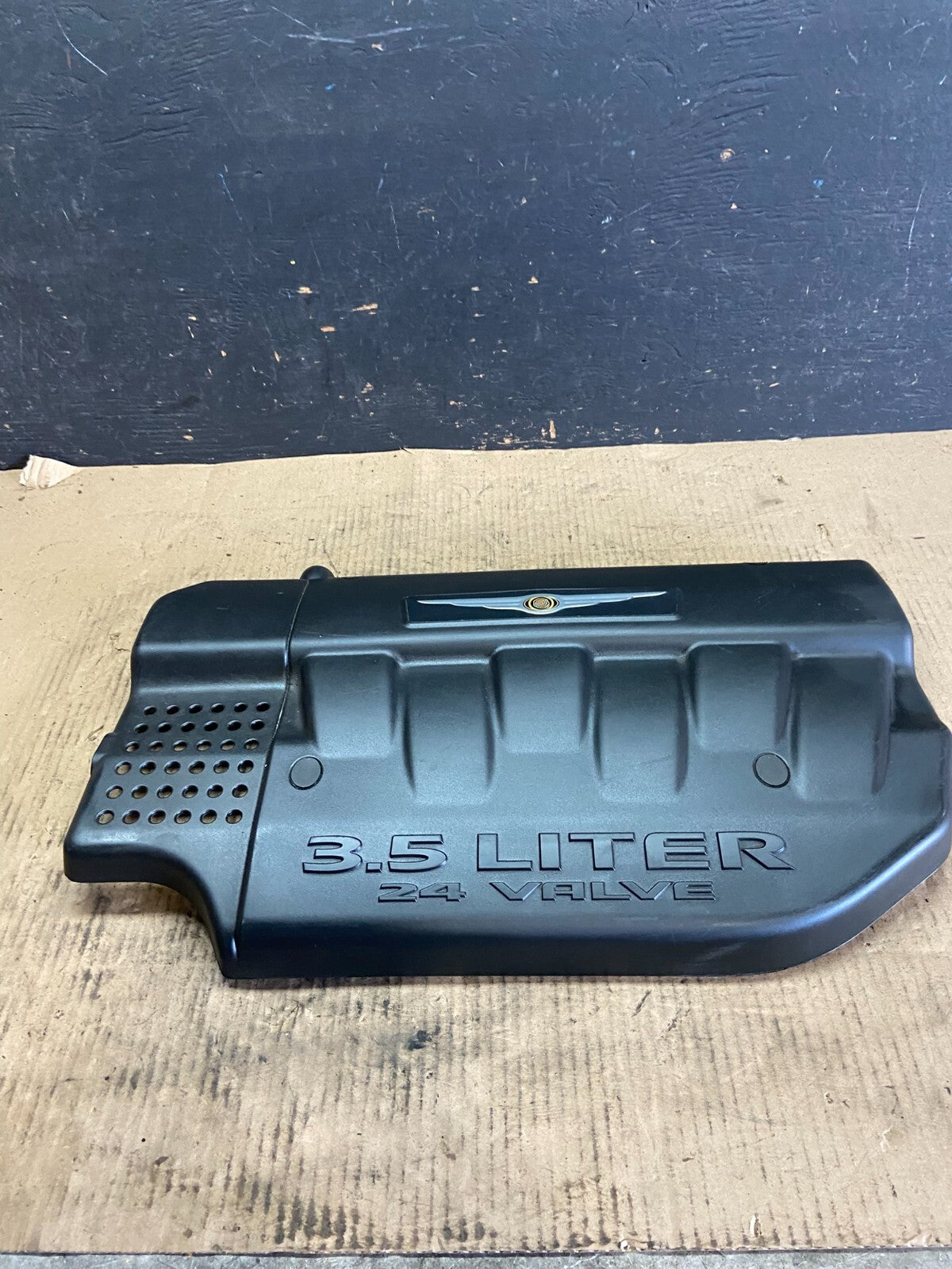 2004 2005 2006 Chrysler Pacifica 3.5L Engine Cover Motor o0899 DG0