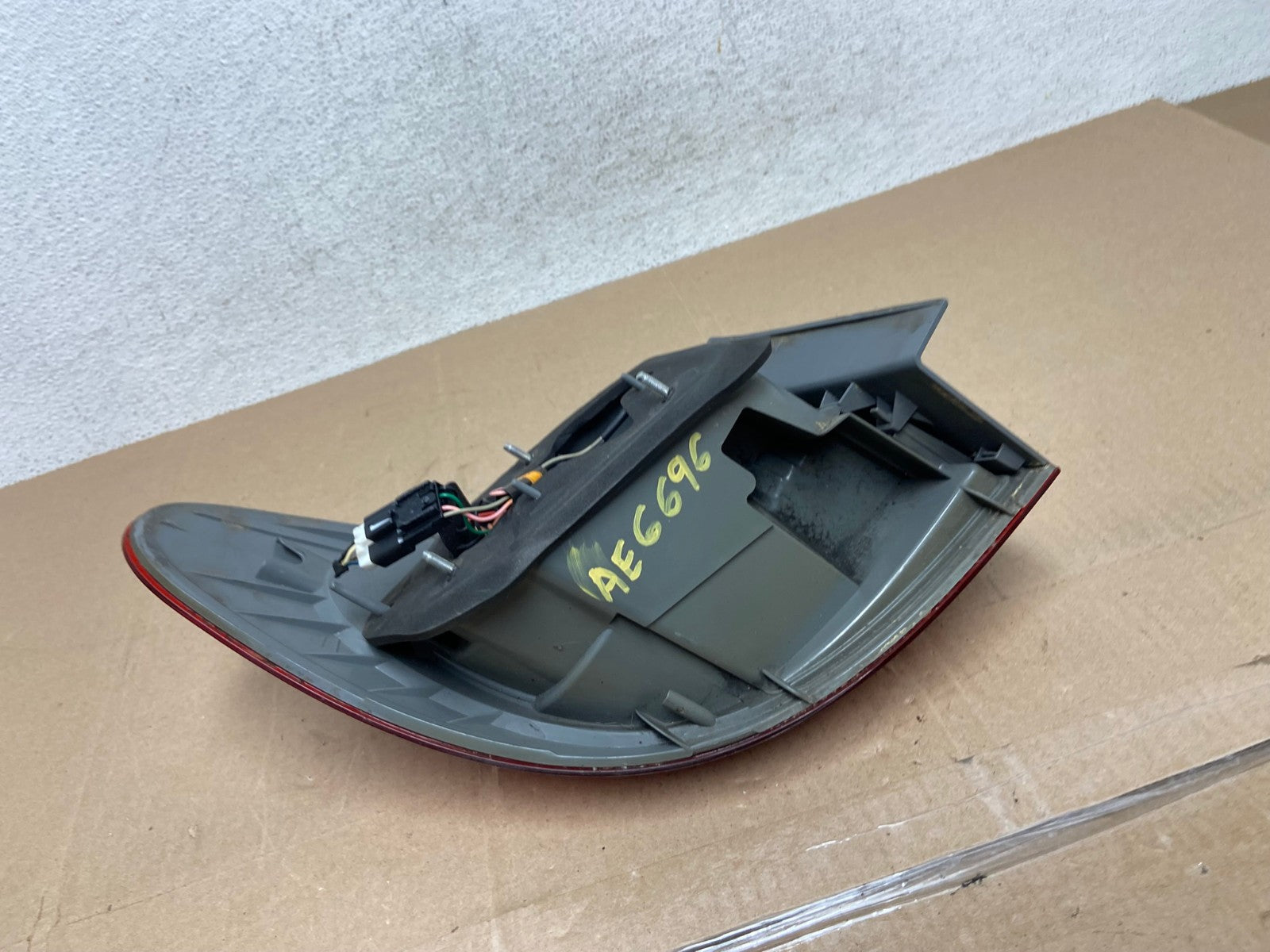 2007 to 2010 Hyundai Elantra Sedan Right Passenger Side Tail Light AE6696 LK6