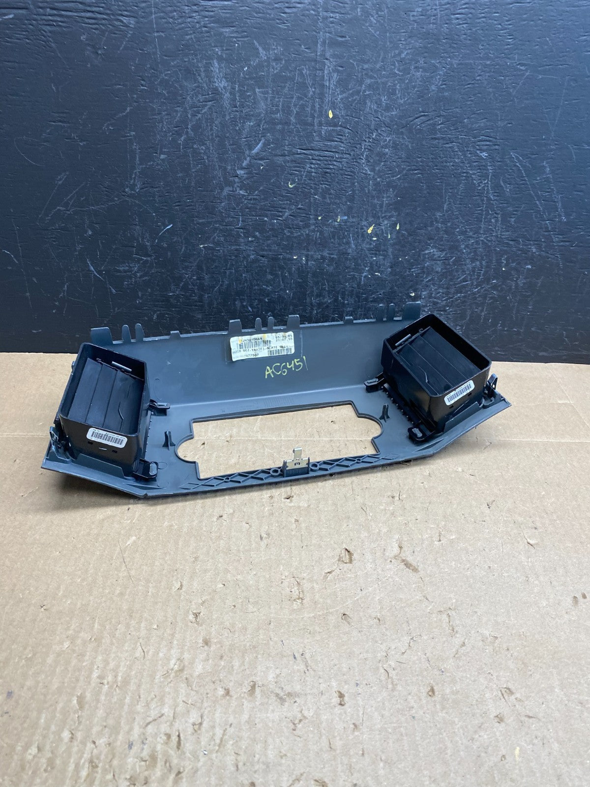 2005 - 2007 Jeep Grand Cherokee Center Dash Radio Bezel Trim ac6451 DG6