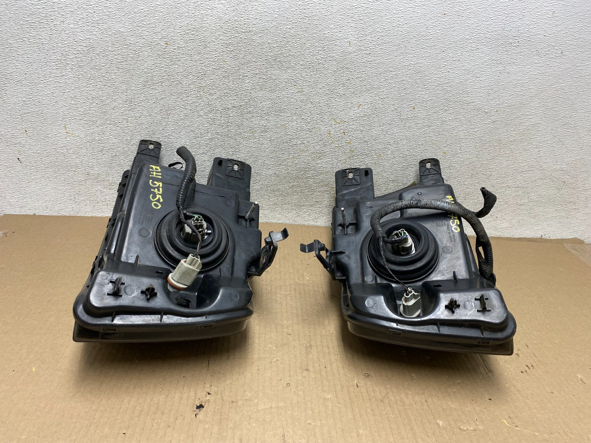 2004 to 2008 Ford F-150 F150 Left+Right Halogen Headlights ah5750 DG8