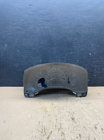 2004 to 2007 Chevrolet Express Speedometer Cluster Gauge OEM  P7806 DG0