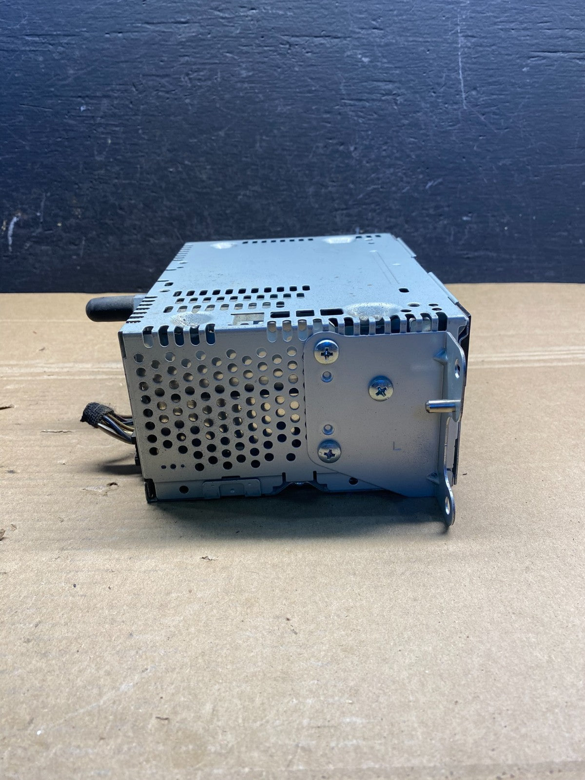 2014 2015 Ford Explorer Audio Equipment Radio Receiver AM FM CD AD4944 DG2