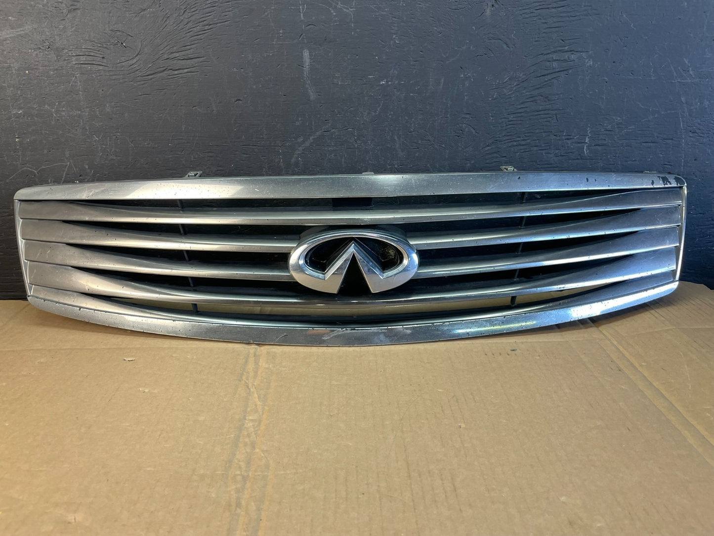 2007 - 2009 Infiniti G35 G37 Sedan Front Upper Grill Grille AC5361 DG0