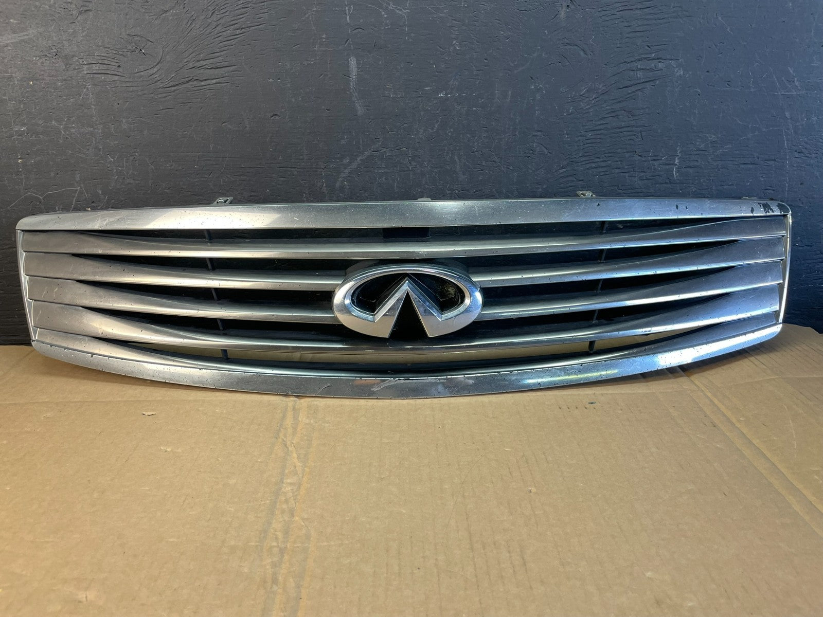 2007 - 2009 Infiniti G35 G37 Sedan Front Upper Grill Grille AC5361 DG0