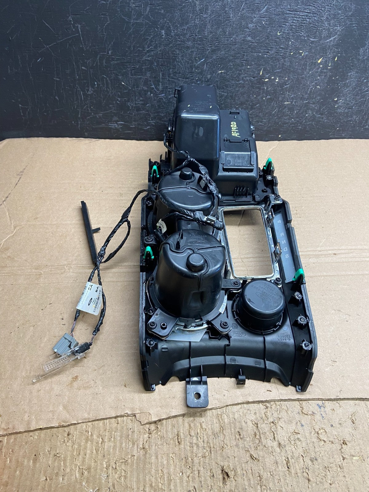 2016-2019 Ford Explorer Center Console Shifter Cup Holder Bezel Trim af1920 DG3