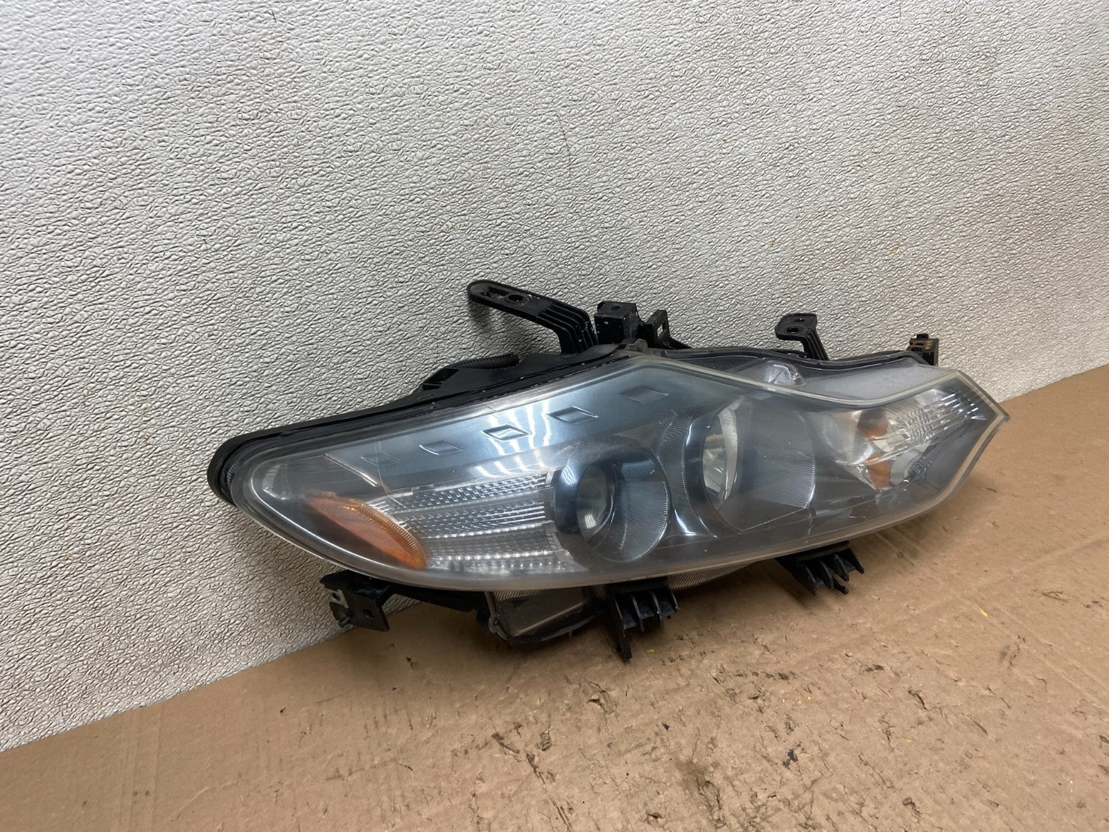 2011 to 2014 Nissan Murano Headlight Right Passenger Rh Oem Halogen Y0501 DW2