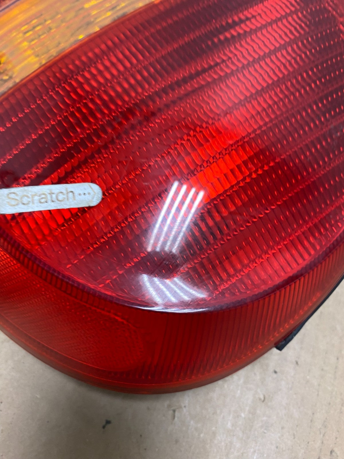 1999 2000 2001 Hyundai Sonata Right Passenger Rh Side Tail Light Oem S0620 DW4