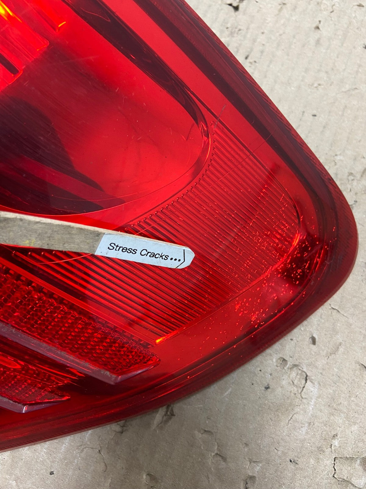 2008 to 2015 Nissan Rogue Right Passenger Rh Side Tail Light AE9809 LK4