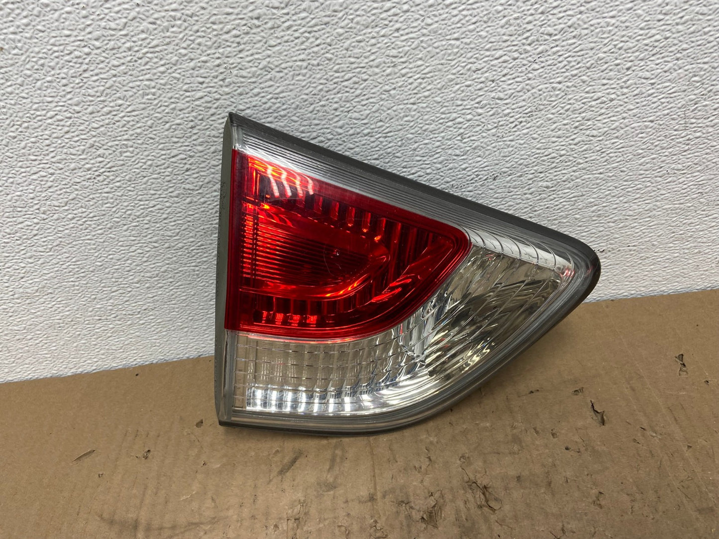 2013 to 2016 Nissan Pathfinder Left Driver Inner Tail light Oem AB8590 LK0