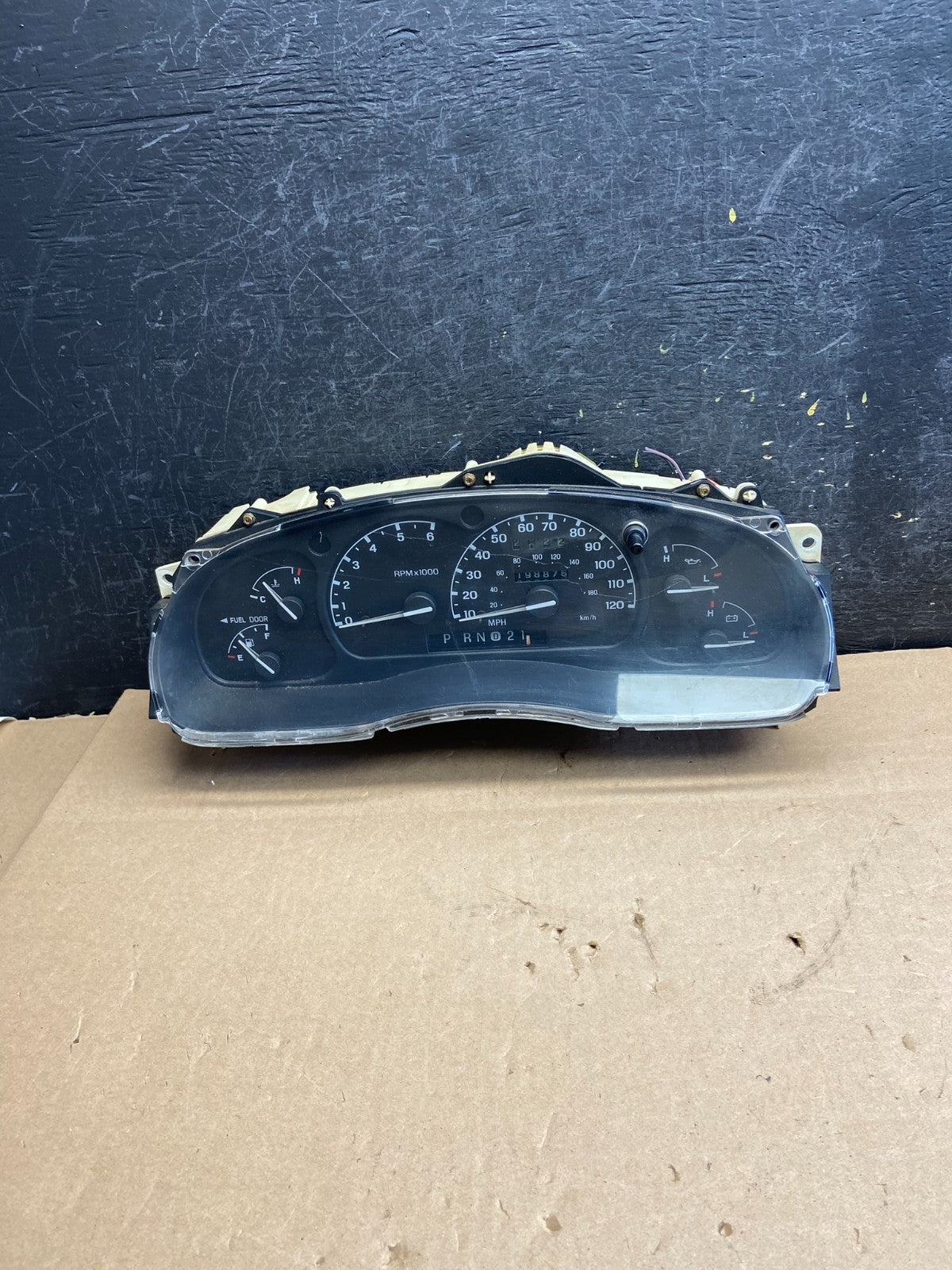 1998 to 2000 Ford Ranger Speedometer Instrument Cluster AI3017 DG0