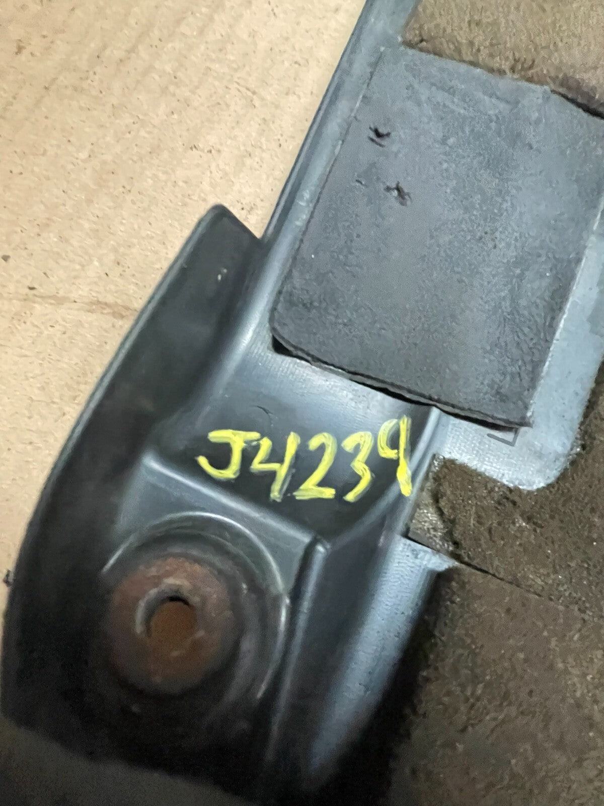 2007 to 2013 Nissan Altima 2.5 L Engine Cover j4239 PS9