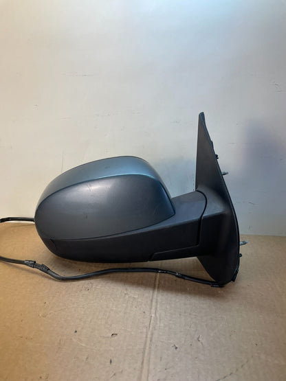 2007-2013 Chevrolet Tahoe Silverado Suburban Right Passenger Mirror ah6348 DG0