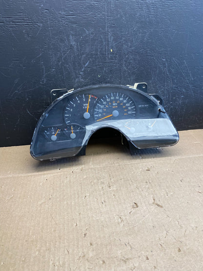 1999 to 2002 Pontiac Firebird Speedometer Cluster Gauge AC6384 DG0
