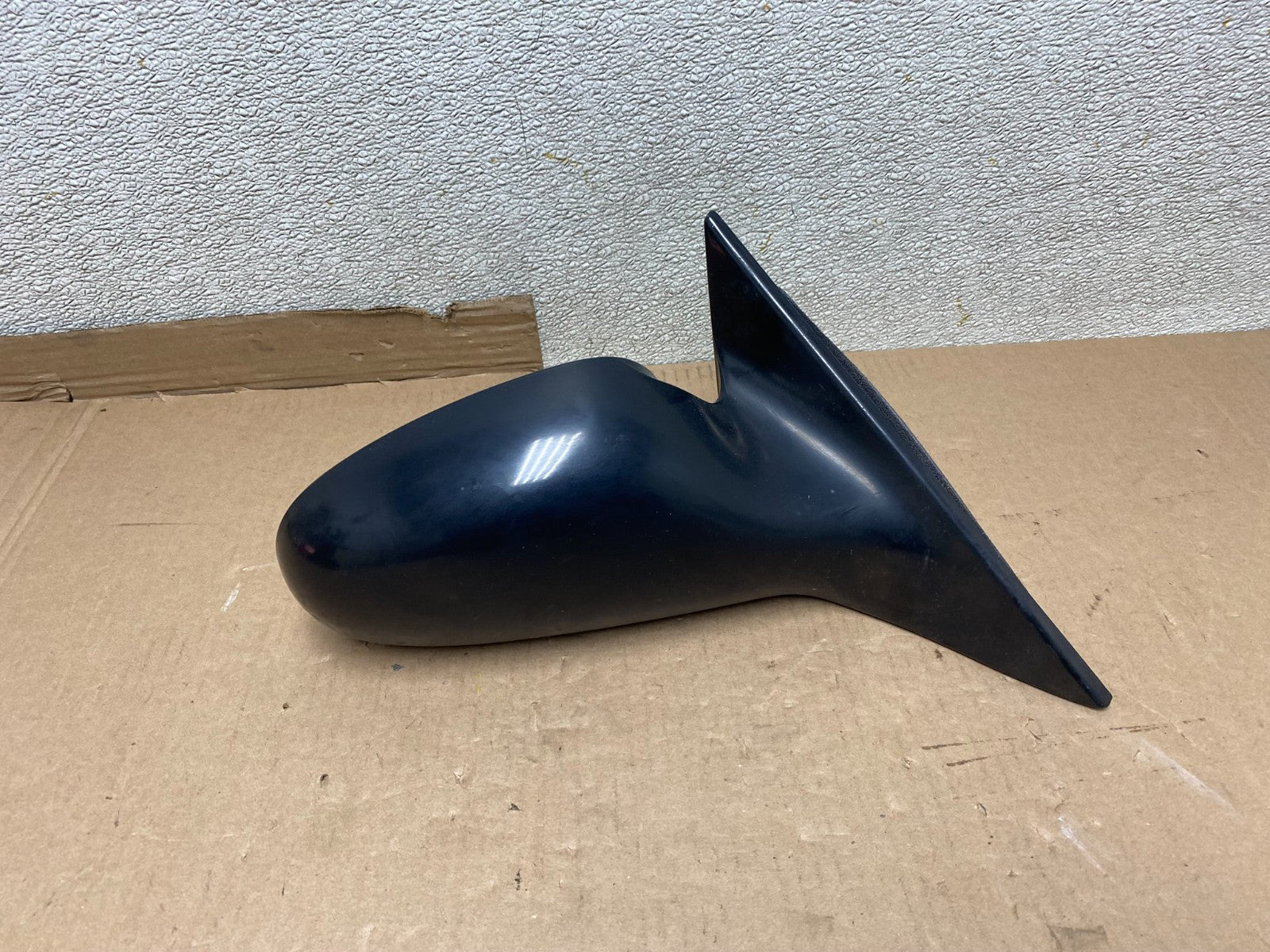 2001 to 2006 Chrysler Sebring Sedan Right Side Door View Mirror U8389 PS0