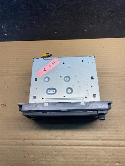 2011-2016 Chrysler Town Country Screen Display Player Satelite Radio AE4765 DG4