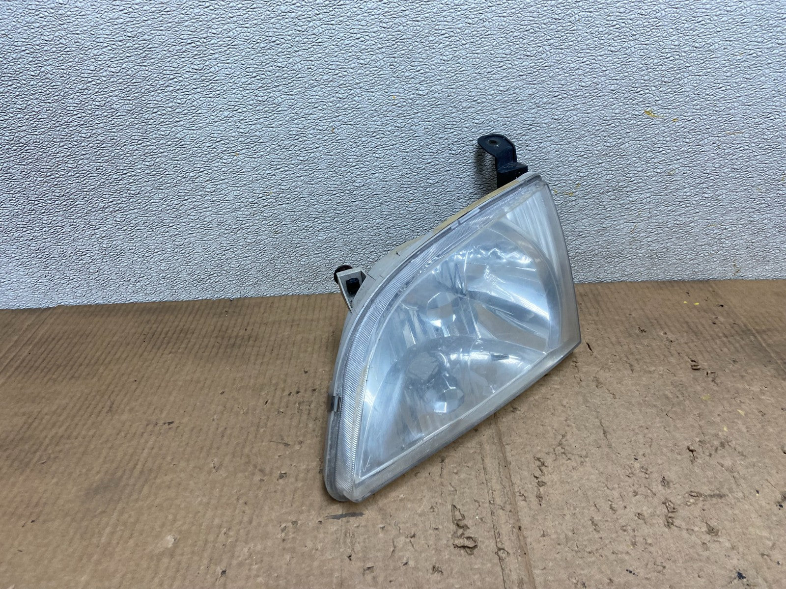 2001 2002 2003 Toyota Sienna Left Driver Lh Side Headlight Halogen AA7146 DW2