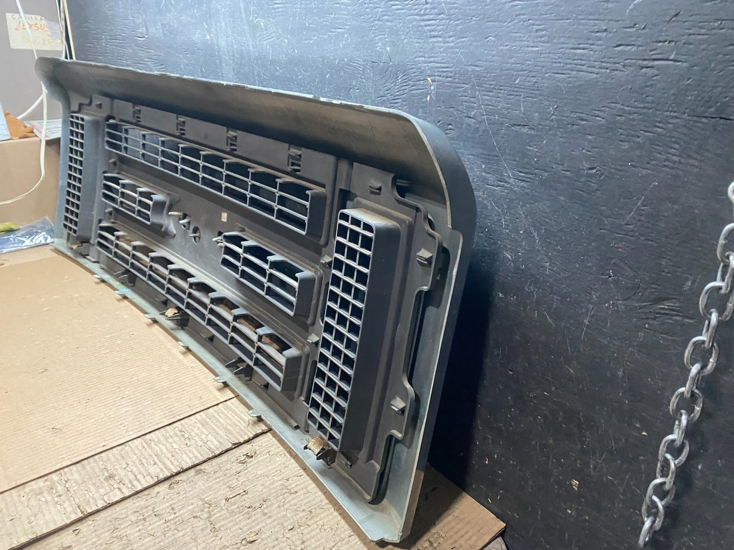 2008 to 2014 Ford Econoline E150 E250 Front Upper Chrome Grill Grille w5724 DG10