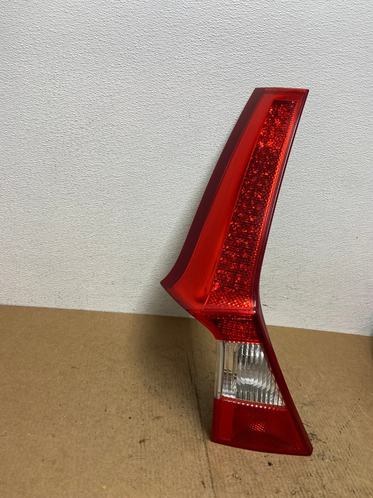 2008 to 2013 Volvo XC70 V70 Left Driver Tail Light Upper Oem AC3656 LK2