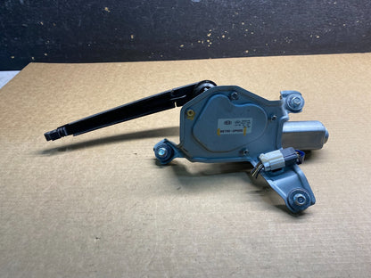 2011 - 2013 Kia Sorento Rear Glass Windshield Wiper Motor Z9051 DG5