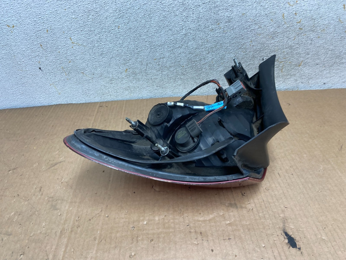 2000 2001 2002 2003 Ford Taurus Left Driver Lh Side Tail Light AI8486 LK6