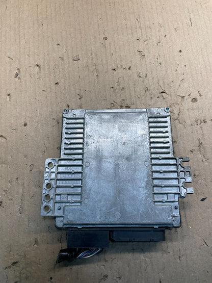 2005 Nissan Armada QX56 5.6L Engine Control ECM mec86-220 b1 X0567 DG2