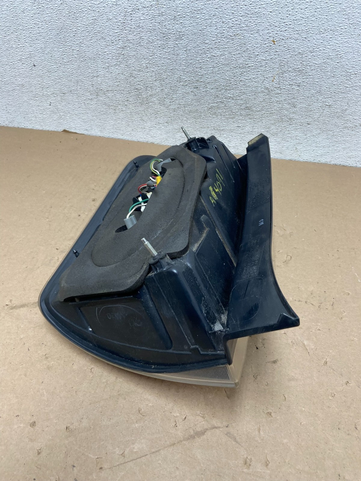 2006 to 2009 Toyota Prius Right Passenger Side Tail Light AG40916