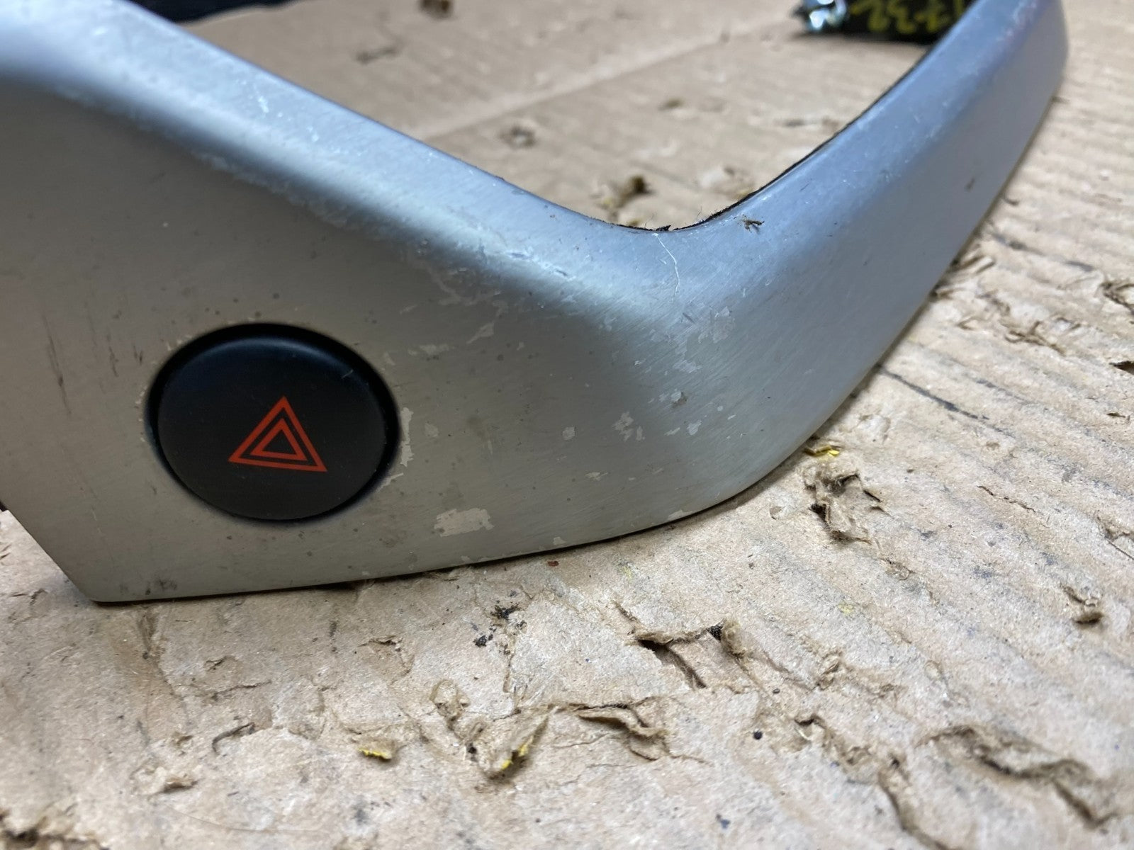 2009-2010 Nissan Murano Dash Trim Panel With Hazard Buttom Switch OEM V1732 DG1
