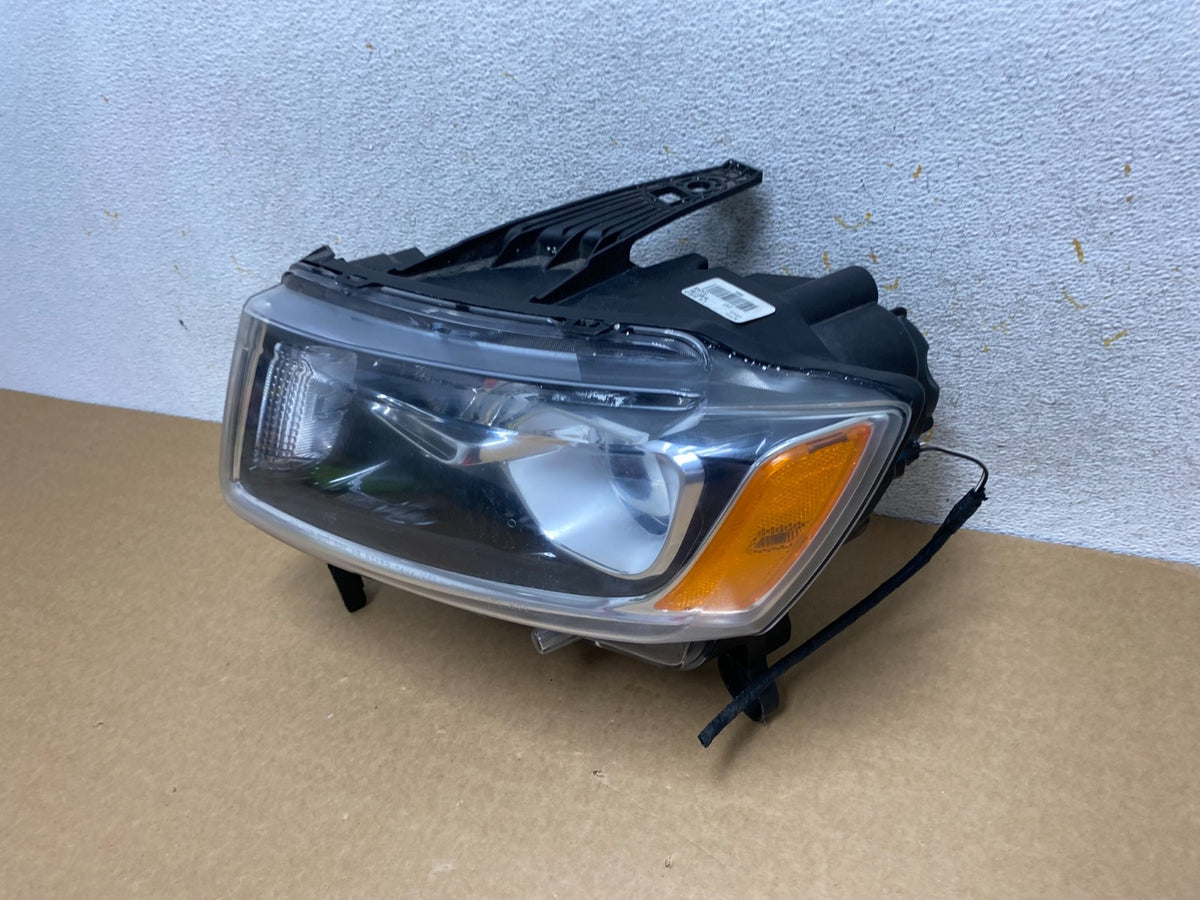 2014 to 2016 Jeep Grand Cherokee Halogen Left Driver LH Side Headlight AI2576 DW1