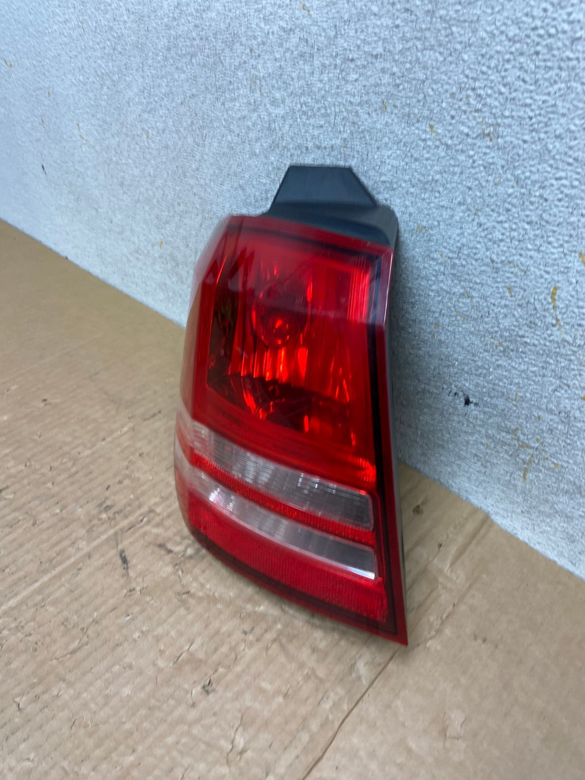 2009 2010 2011 Dodge Journey Left Driver Lh Tail Light AI6634 LK1