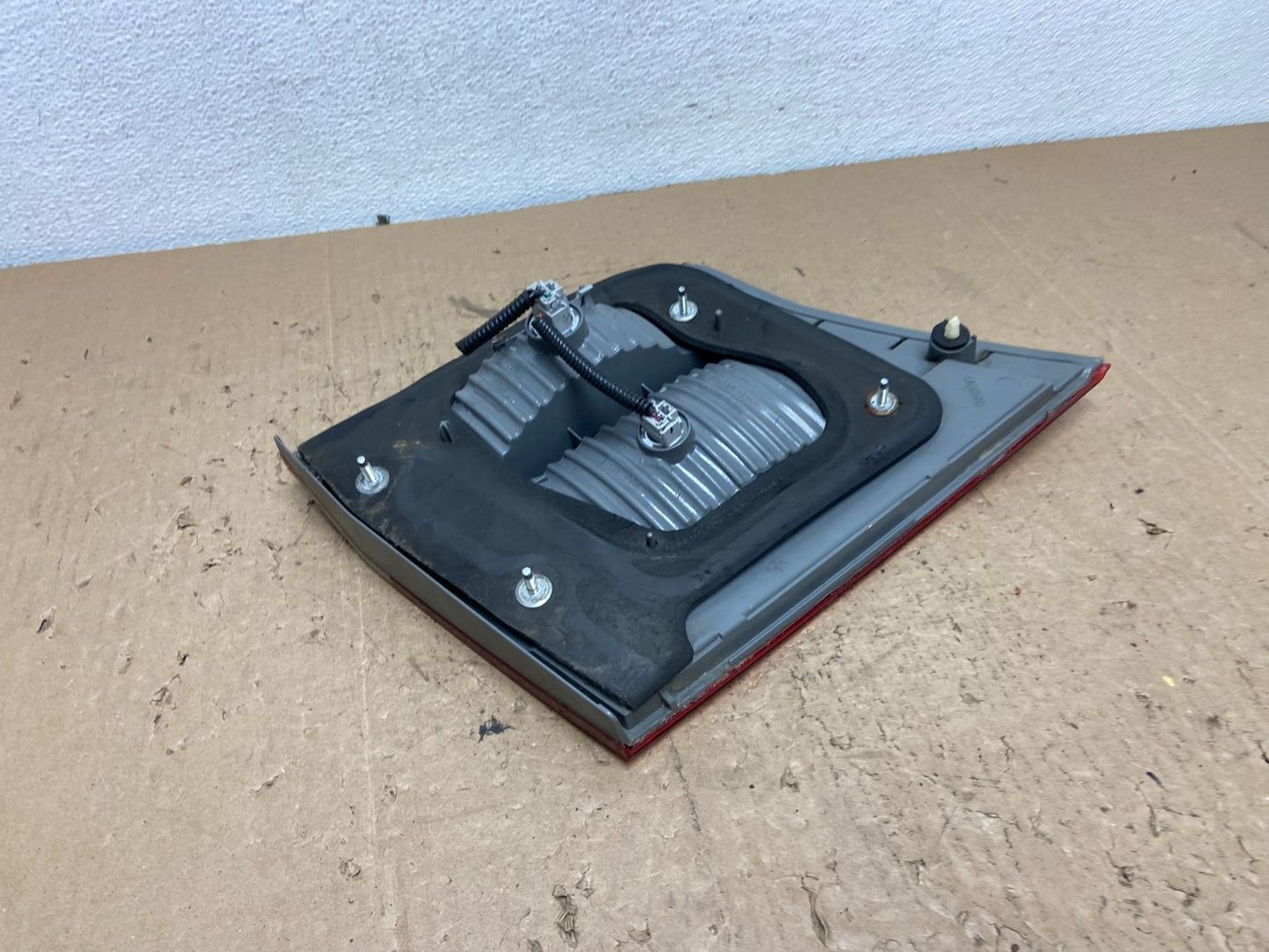 2005 2006 2007 Honda Odyssey Inner Right Passenger RH Tail Light AC7371 DW5