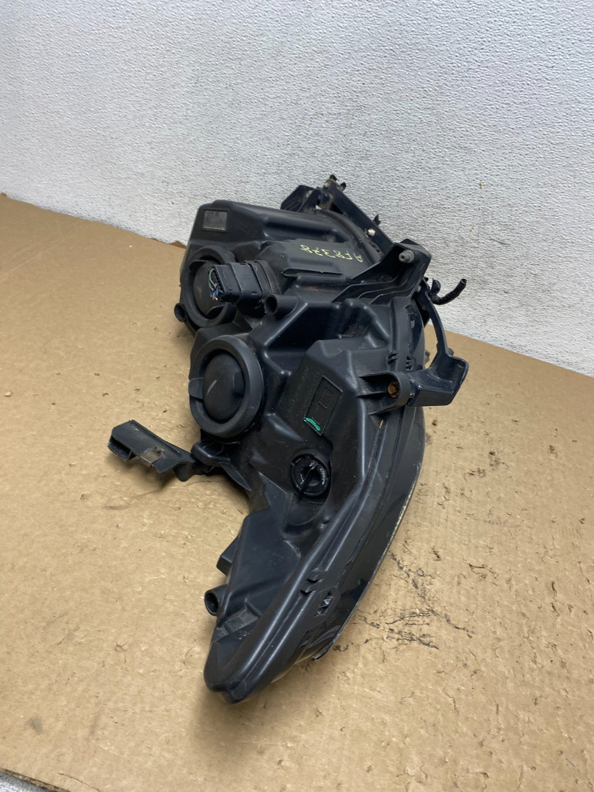 2013 to 2016 Ford Fusion Left Driver Lh Side Headlight AF8378 DW8