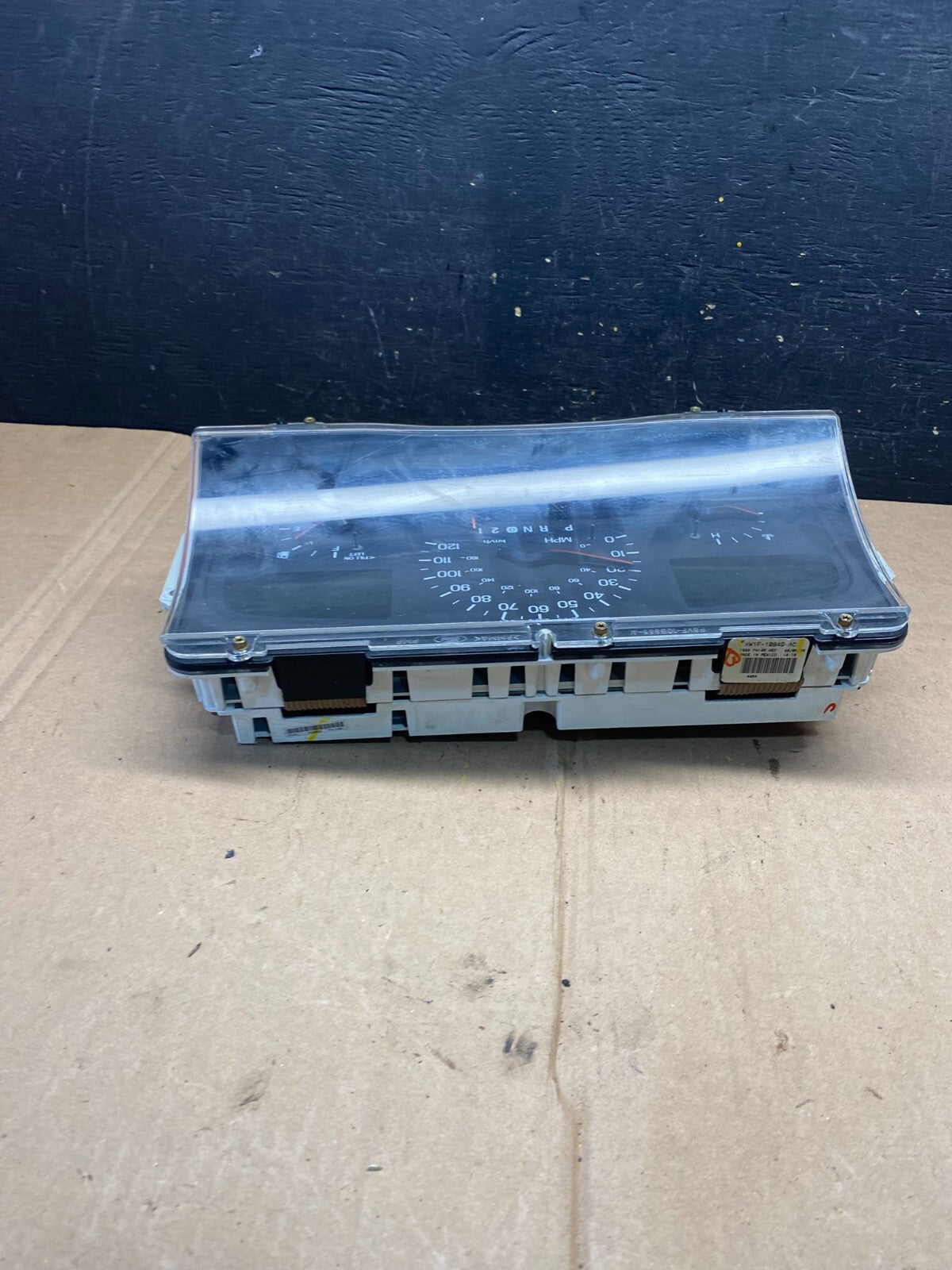 1981 to 1989 Lincoln Town Car Speedometer Gauge Cluster Oem AB2178 DG3