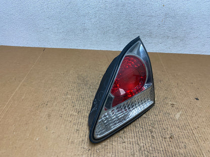 2000-2003 Lexus RX300 Right Passenger Side Rear Inner Tail Light AE2743 LK2