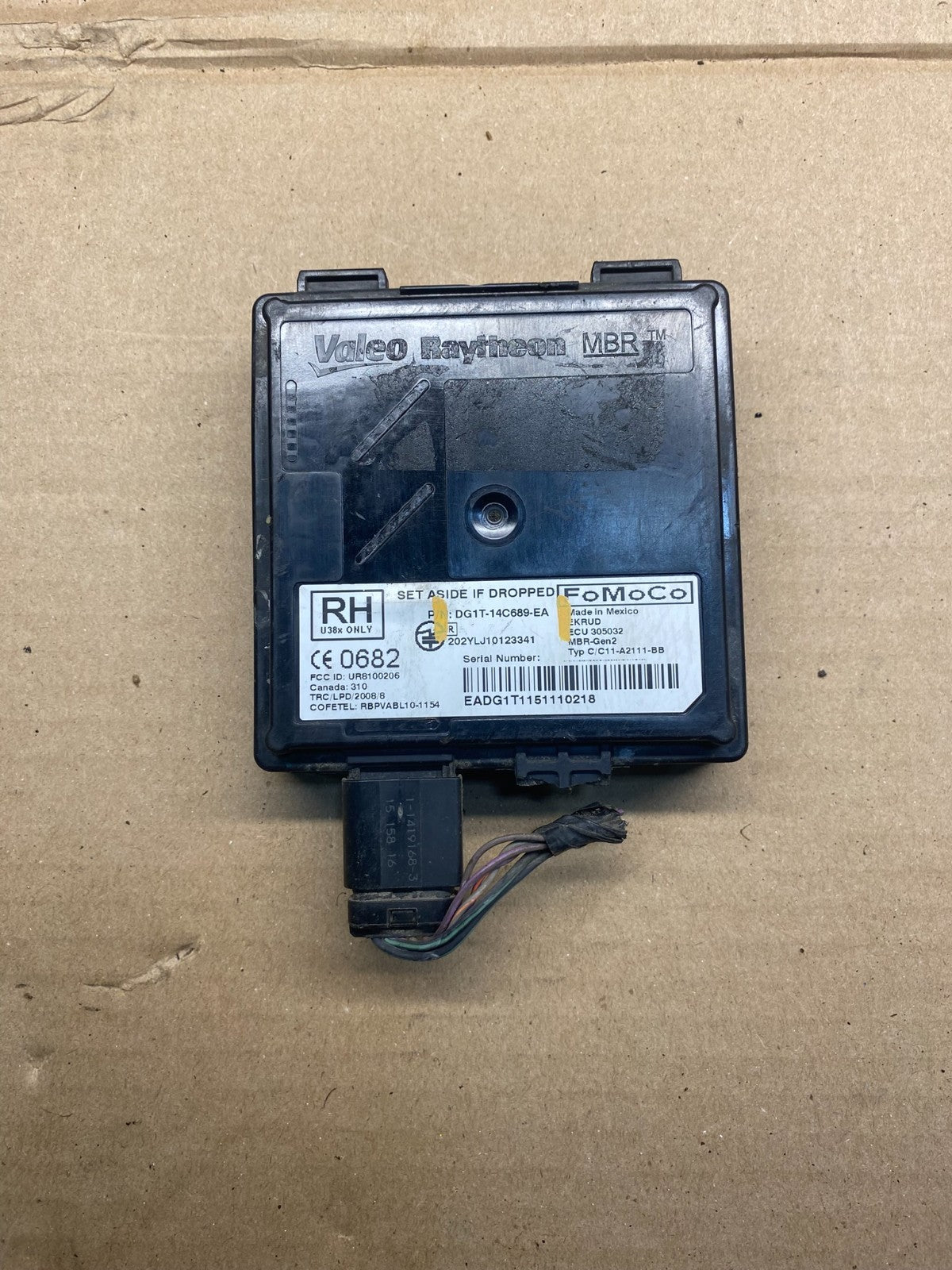 2013 to 2018 Ford Lincoln Rear Radar Blind Spot Module ah9562 DG0