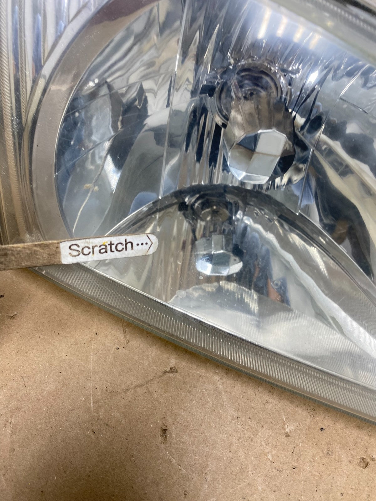 2001 2002 2003 Toyota Sienna Right Passenger Rh Side Headlight Halogen P8167 DW4