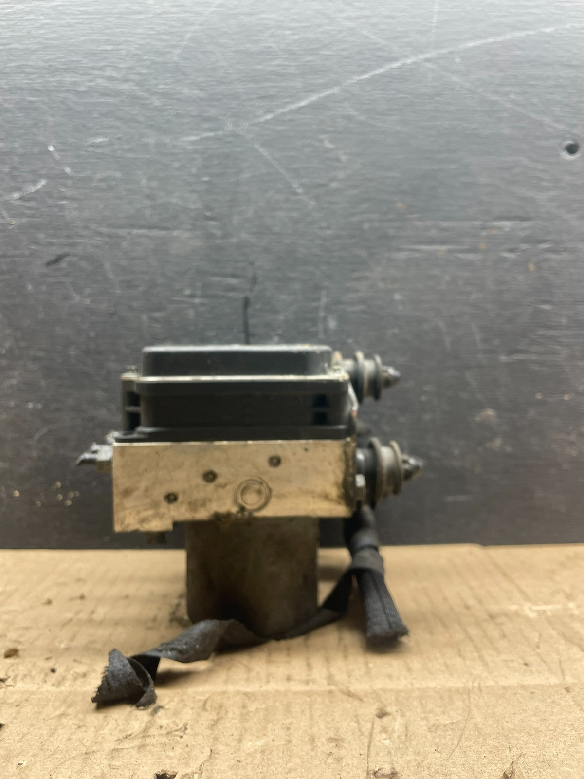2009 to 2010 Audi A4 A5 ABS Anti-Lock Brake Pump 8k0907379af OEM R1783 DG0