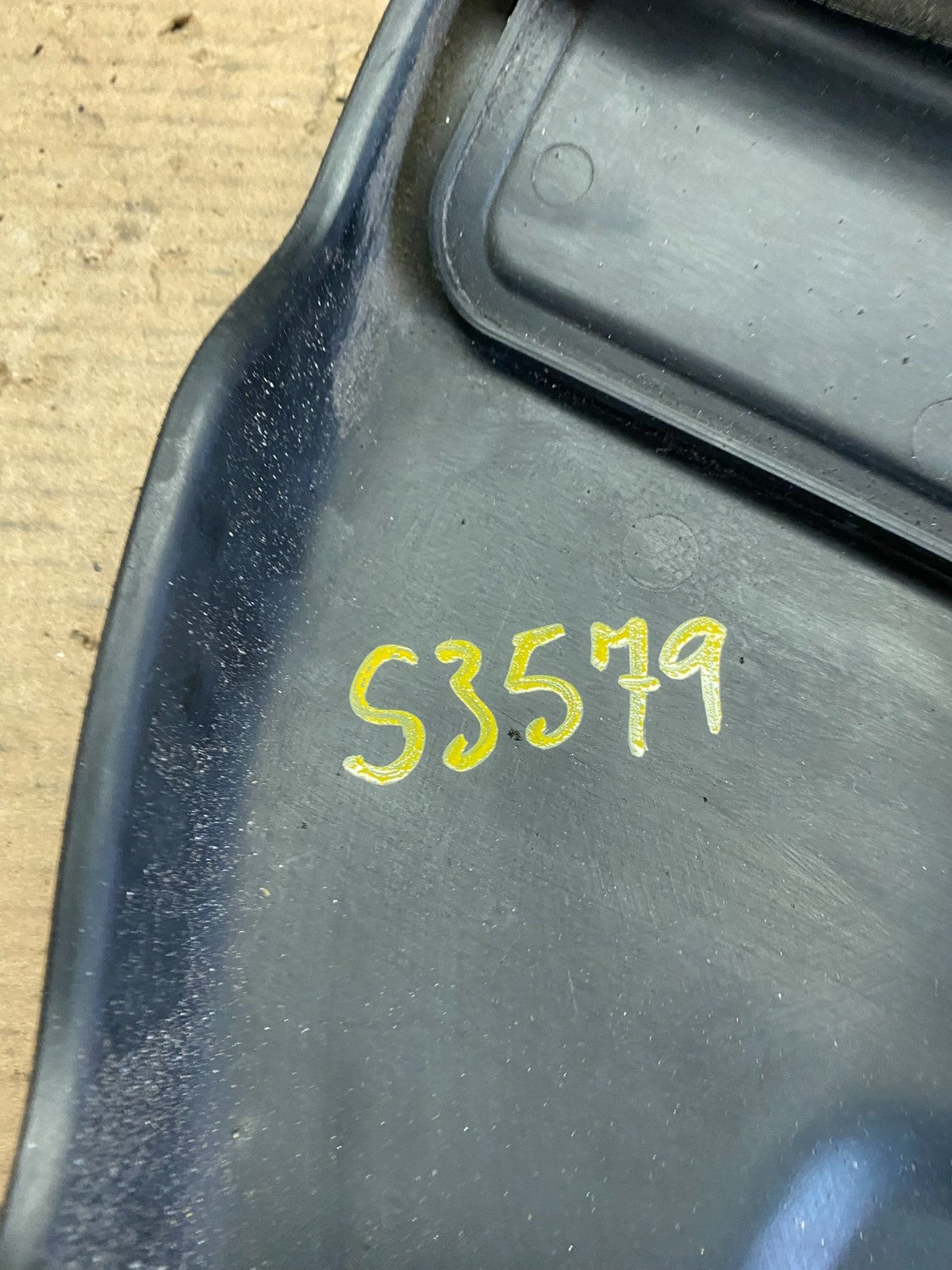 2013 to 2016 Dodge Dart 2.0L Engine Motor Cover Shield S3579 DG10