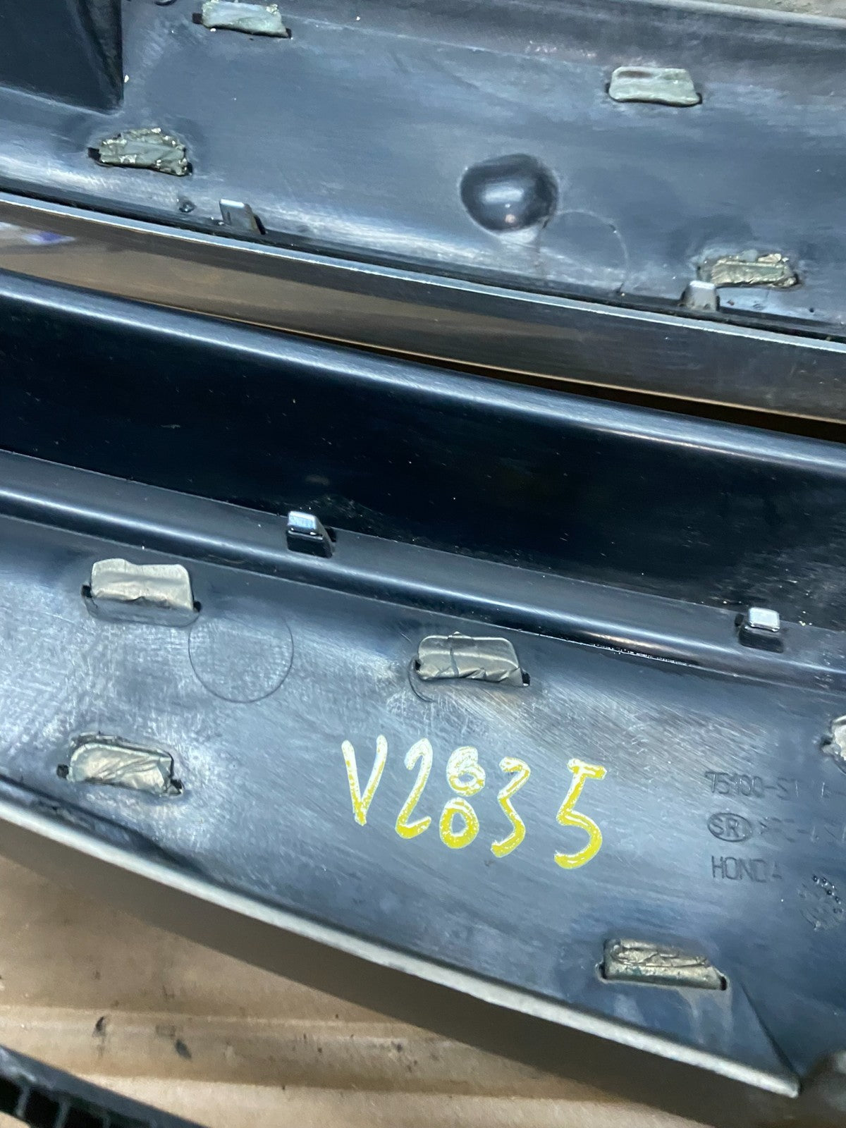 2007 2008 2009 Acura MDX Front Upper Grill Grille Emblem V2835 DG11