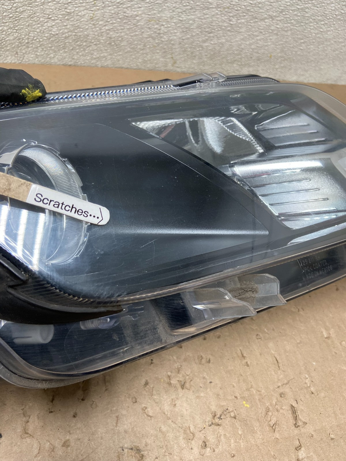 2010 2011 2012 Ford Fusion Right Passenger RH Headlight Halogen OEM Z6407 DW3