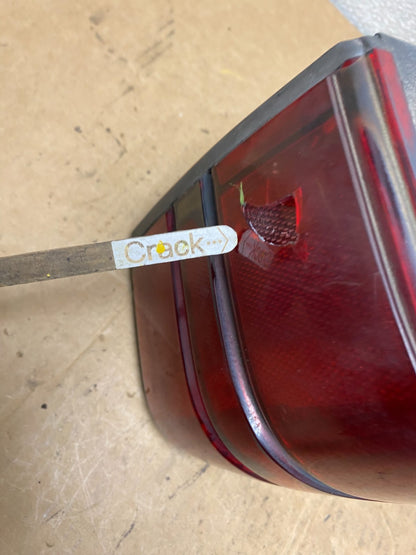 1985 1986 Ford Mustang Left Driver LH Side Tail Light T2206 DW4