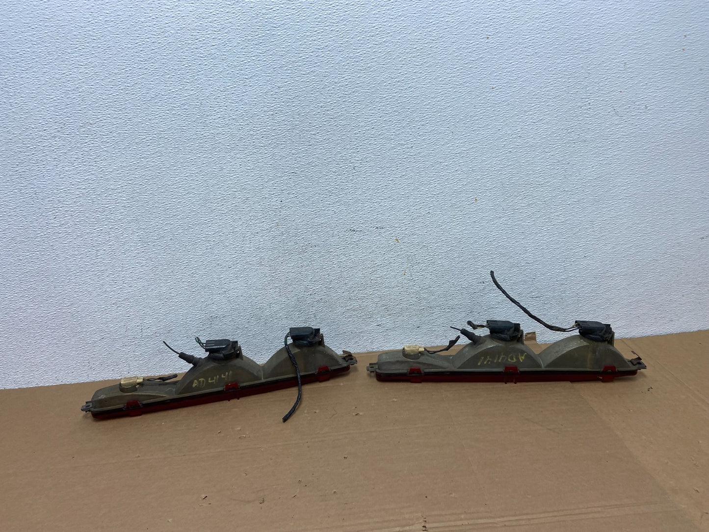 1991 to 1993 Cadillac Deville Left+Right Side Tail lights ad4141 DG3