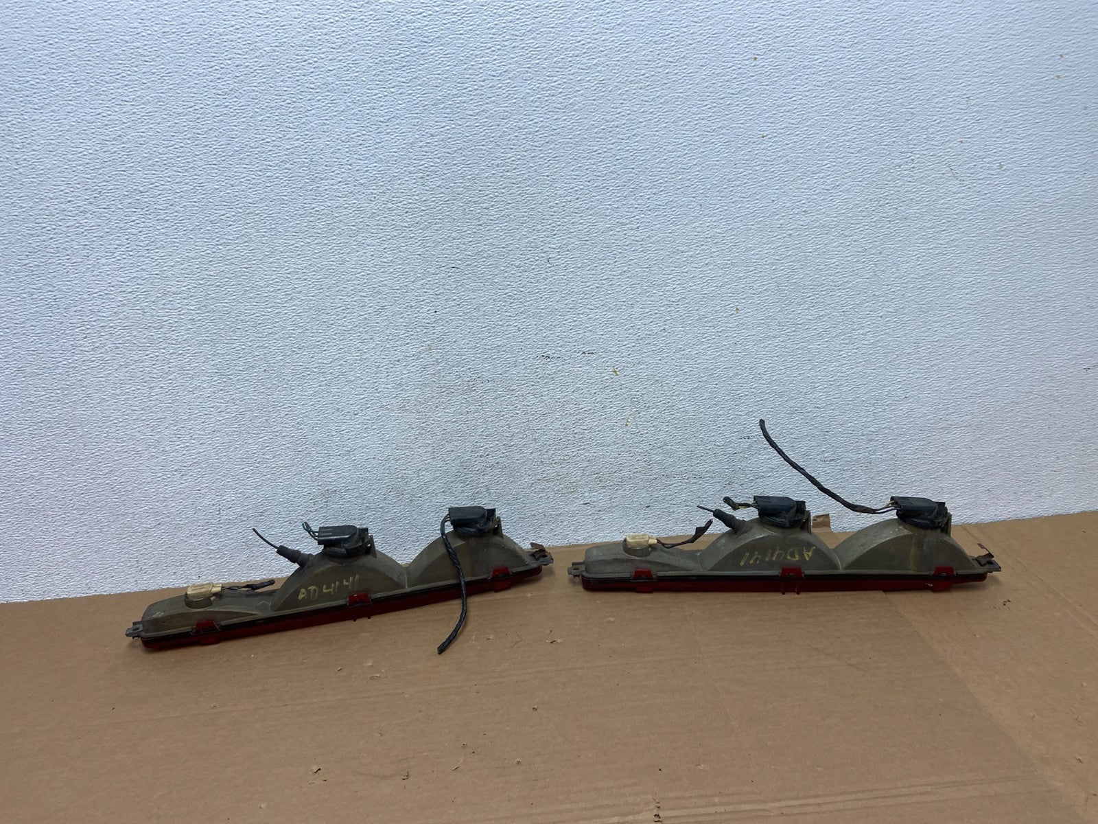 1991 to 1993 Cadillac Deville Left+Right Side Tail lights ad4141 DG3