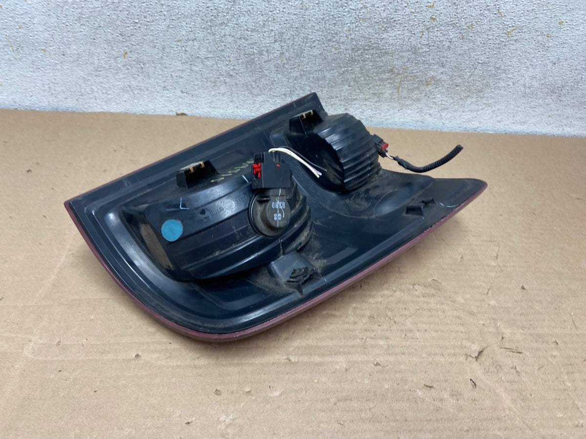2010 to 2018 Dodge Ram 1500 Right Passenger RH Side Tail Light AH9515 LK4