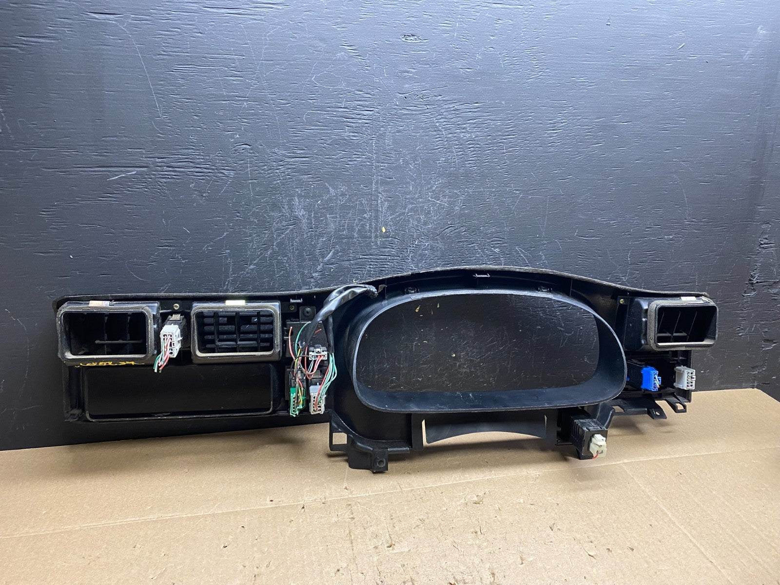 1998 to 2002 Isuzu Rodeo Dash Cluster, AC Bezel/trim Black AC66007