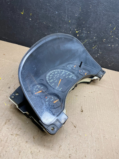2004 to 2007 Chevrolet Express Speedometer Cluster Gauge OEM  u4956 DG1